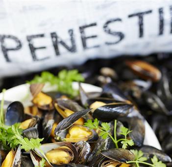 Moules de bouchot à Pénestin - Camping le kerfalher